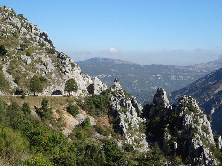 Mehr über den Artikel erfahren <span class="dashicons dashicons-lock" style="color:#D2E4F2;"></span> Le Pas de Tous Vents