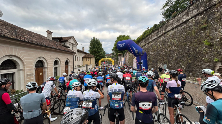 Mehr über den Artikel erfahren Granfondo Sportful Dolomiti Race